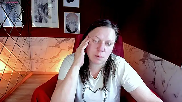 KellyPerfection online show from June 1, 11:34 am