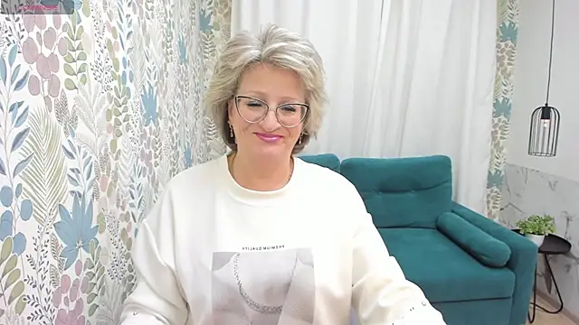 EvelynJoyful online show from March 10, 11:32 am