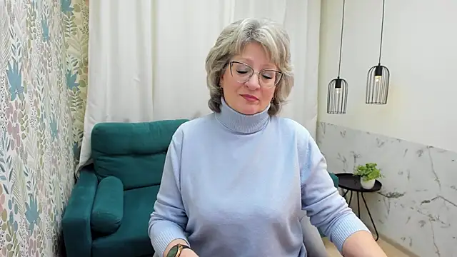 EvelynJoyful online show from March 3, 5:13 am