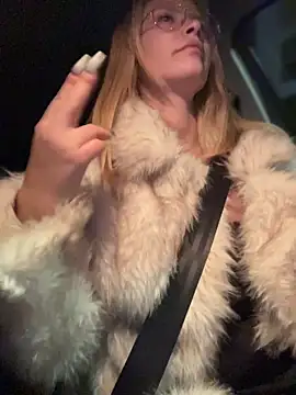 AnastasiaAniess online show from April 14, 7:31 pm