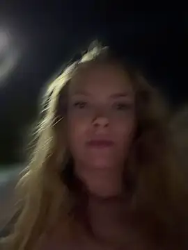 AnastasiaAniess online show from April 17, 7:17 pm