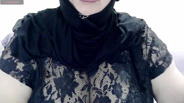 Snapshot of tatli_bela chatting on November 30, 12:03 am tatli bela online show from November 30, 12:03 am