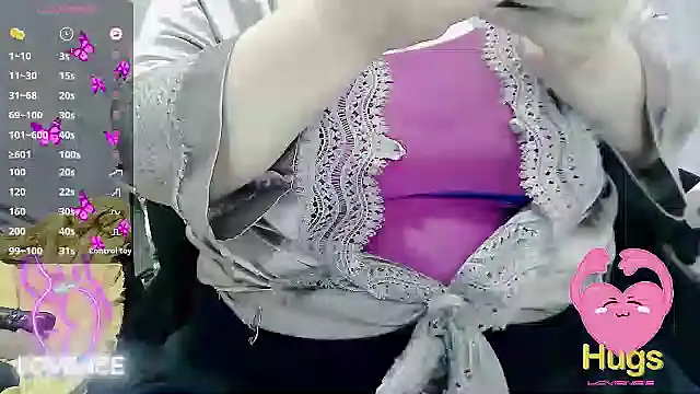 Snapshot of tatli_bela chatting on February 21, 11:50 pm tatli bela online show from February 21, 11:50 pm