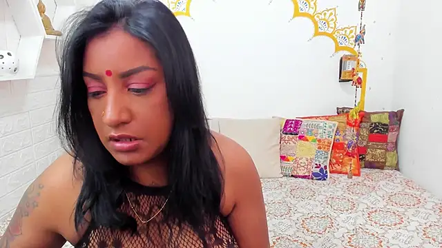 LadyNahir online show from September 11, 11:10 am