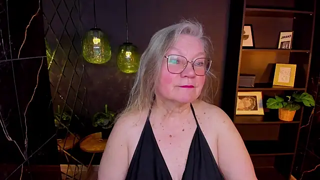 Snapshot of NataliMellow chatting on May 8, 1:27 pm NataliMellow online show from May 8, 1:27 pm