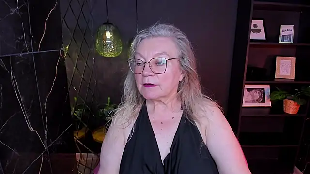 NataliMellow online show from July 4, 1:17 pm