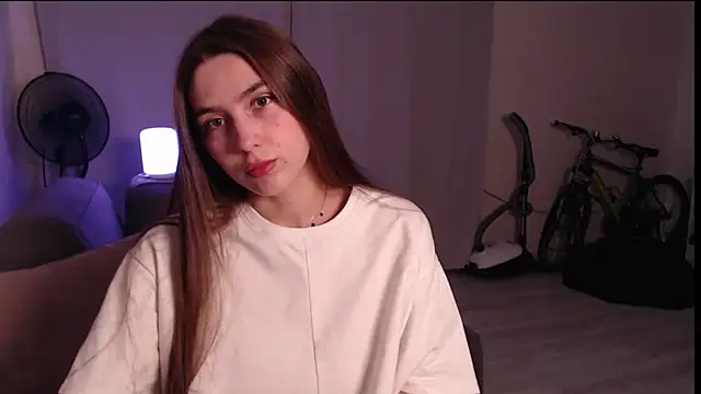 Snapshot of so_cutes chatting on October 6, 12:13 pm so cutes online show from October 6, 12:13 pm