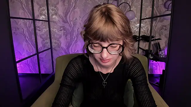 Snapshot of RubySoft chatting on February 3, 2:53 am RubySoft online show from February 3, 2:53 am