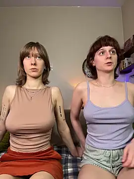 Snapshot of Jitoon_Exe chatting on February 1, 4:16 pm Jitoon Exe online show from February 1, 4:16 pm