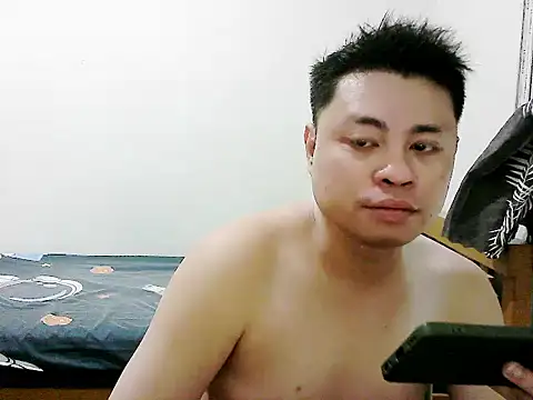 Snapshot of SirViceBoy2020 chatting on April 19, 12:37 pm SirViceBoy2020 online show from April 19, 12:37 pm