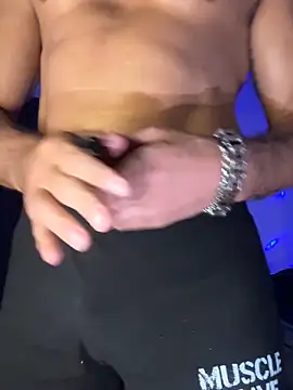 Snapshot of TOYTOYNOW chatting on February 2, 11:21 pm TOYTOYNOW online show from February 2, 11:21 pm