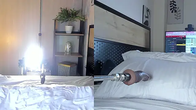 Snapshot of cinnamon_afrodit chatting on February 6, 1:14 pm cinnamon afrodit online show from February 6, 1:14 pm