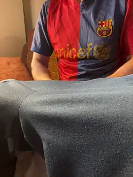 Snapshot of MarkReeds chatting on February 16, 5:59 am MarkReeds online show from February 16, 5:59 am