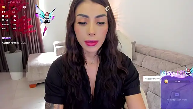 Sarah Stone  online show from February 20, 7:30 pm