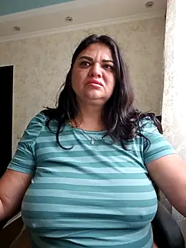 Snapshot of littleRikka chatting on September 30, 8:52 am littleRikka online show from September 30, 8:52 am