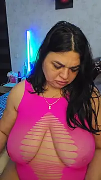 littleRikka online show from April 13, 8:14 pm