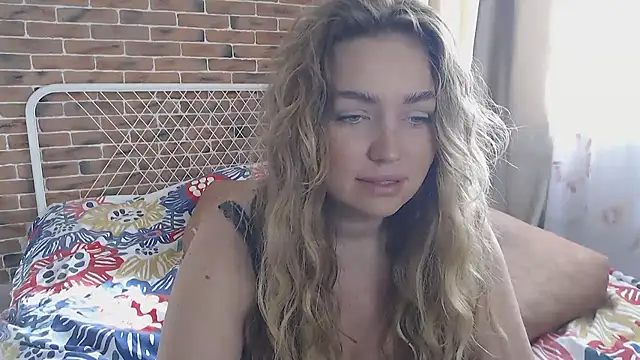 Snapshot of xxkristinaxx chatting on February 26, 7:31 am xxkristinaxx online show from February 26, 7:31 am