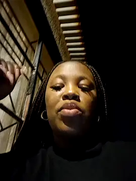 SWEETDOLLY29XX online show from March 22, 6:03 pm