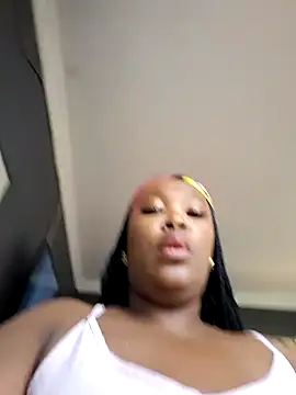 SWEETDOLLY29XX online show from January 6, 7:23 am