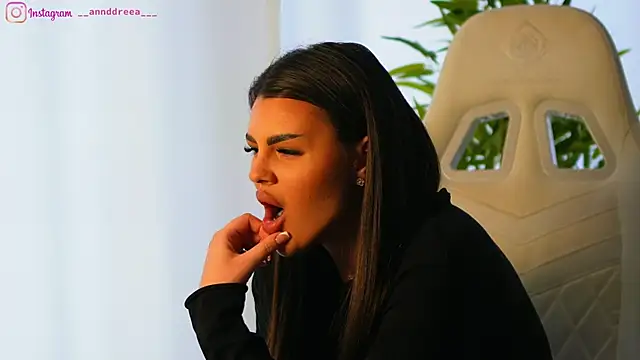 perfectt33n online show from February 20, 9:33 am