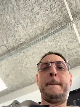 cplcokins34 online show from December 15, 1:00 pm