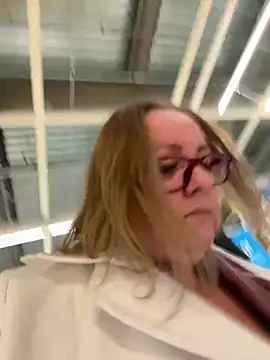 cplcokins34 online show from March 8, 5:22 pm