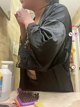 Snapshot of PichyPrettyPussy chatting on June 25, 2:54 pm PichyPrettyPussy online show from June 25, 2:54 pm