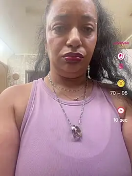 Snapshot of PichyPrettyPussy chatting on July 22, 5:21 am PichyPrettyPussy online show from July 22, 5:21 am
