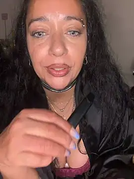 Snapshot of PichyPrettyPussy chatting on August 5, 9:56 am PichyPrettyPussy online show from August 5, 9:56 am
