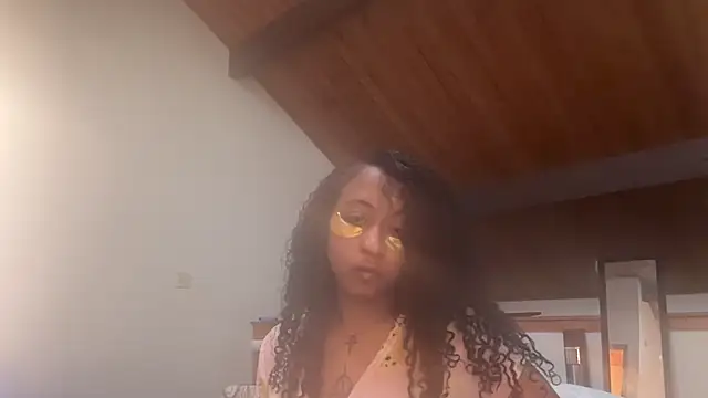 Snapshot of odbodu chatting on November 30, 8:24 pm odbodu online show from November 30, 8:24 pm