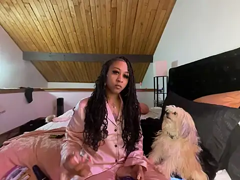 Snapshot of odbodu chatting on February 10, 3:32 am odbodu online show from February 10, 3:32 am