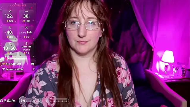 Snapshot of WickedAphrodite chatting on February 17, 1:36 am WickedAphrodite online show from February 17, 1:36 am