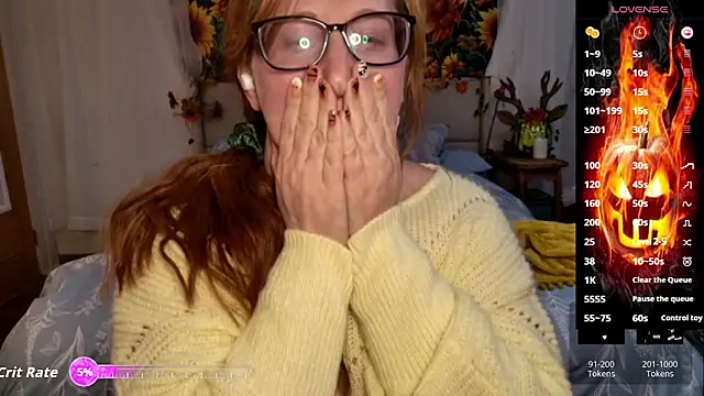 Snapshot of WickedAphrodite chatting on October 16, 12:33 am WickedAphrodite online show from October 16, 12:33 am