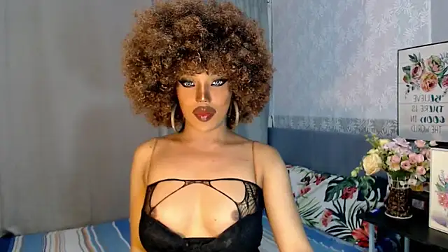 Snapshot of trixxielicious chatting on December 24, 7:22 pm trixxielicious online show from December 24, 7:22 pm