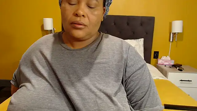zandile online show from May 26, 5:47 am