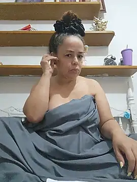 Snapshot of BadMicaela1 chatting on July 2, 7:14 am BadMicaela1 online show from July 2, 7:14 am