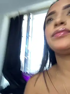 Snapshot of Shantal_Lovee chatting on January 15, 5:37 pm Shantal Lovee online show from January 15, 5:37 pm