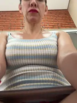 Gatitacarlita online show from March 15, 11:51 am