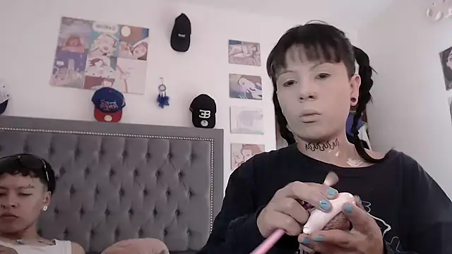 dulce maria x online show from January 19, 6:43 pm