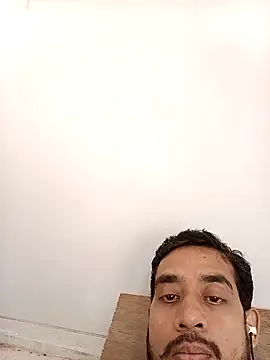 Januooo online show from January 10, 9:33 am