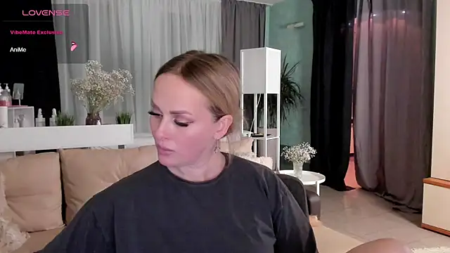 Libby Nora online show from January 11, 4:25 pm