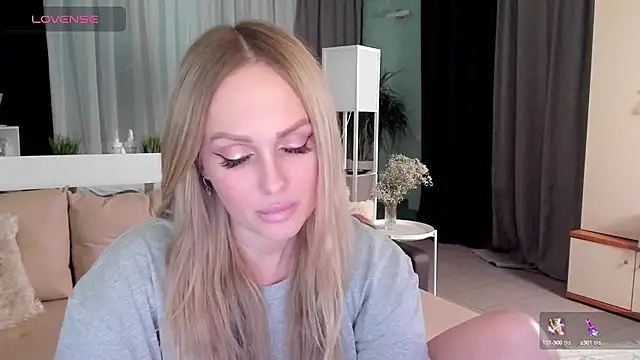 Libby Nora online show from January 31, 7:08 pm