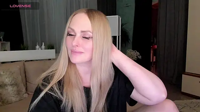 Libby Nora online show from February 5, 3:52 pm