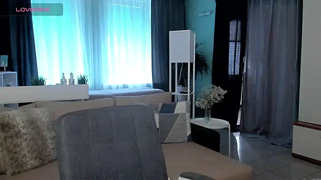 Libby Nora online show from February 13, 1:37 pm