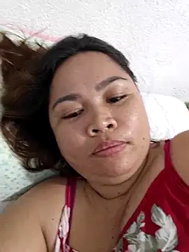 XXLorie 02 online show from January 15, 12:54 pm