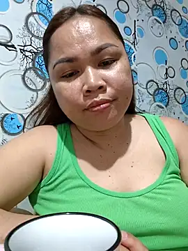 XXLorie 02 online show from March 29, 12:38 pm