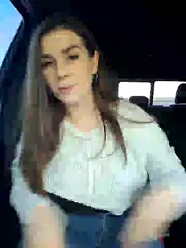 MaggyMayI online show from March 17, 4:22 pm