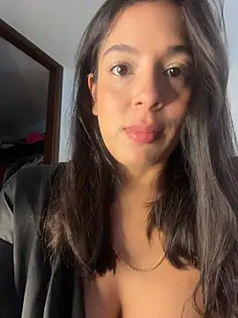 kamivolkano online show from November 16, 6:13 pm