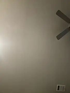 Snapshot of blue5455 chatting on February 24, 4:05 am blue5455 online show from February 24, 4:05 am