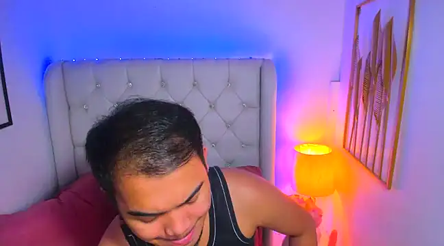 AsianZero online show from February 8, 7:15 am